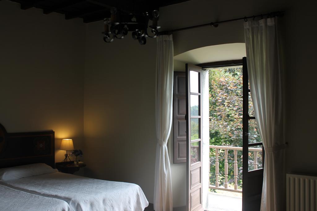 Hotel Palacio Conde Toreno Salas  Habitación foto