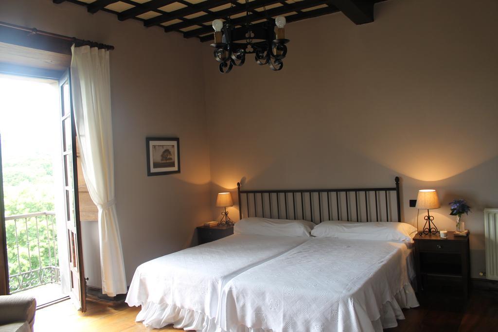 Hotel Palacio Conde Toreno Salas  Habitación foto